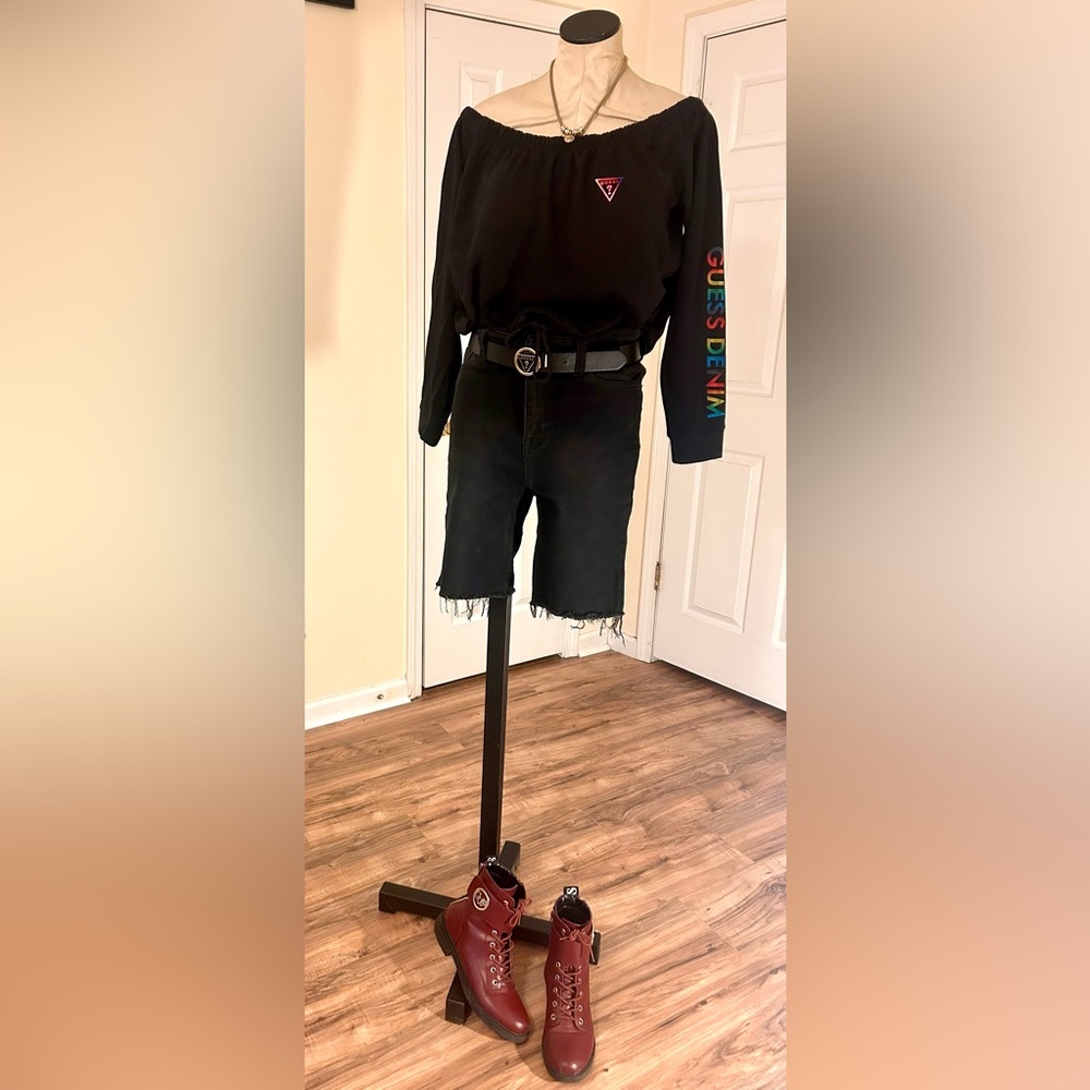 SALE•Guess Rainbow 🌈 Logo Crop Sweatshirt w Drawstring - Picture 5 of 15